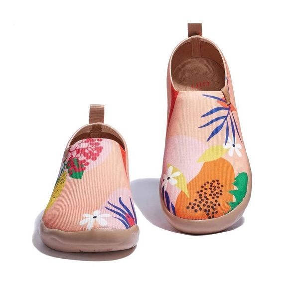 UIN Colorful Floral Slip-On Flats - Picture 1 of 7